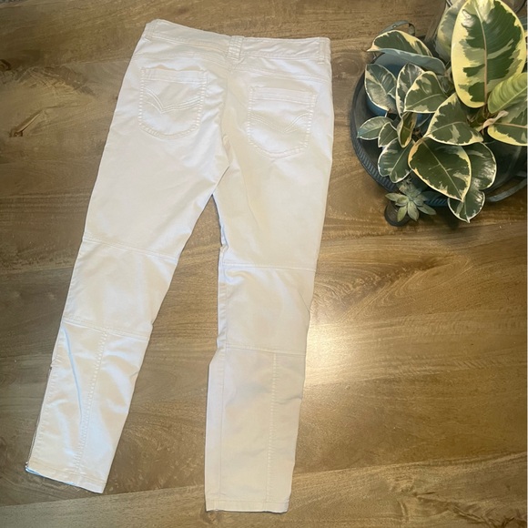Bogner Skinny Khaki Pants - Picture 7 of 10
